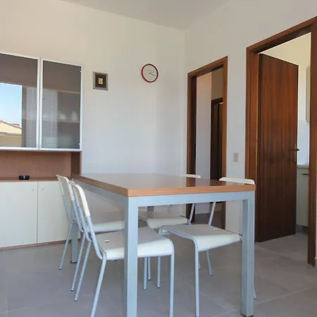 Bright Flat In A With Balcony Μπιμπιόνε