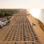 Bright Flat In A With Balcony * Bibione